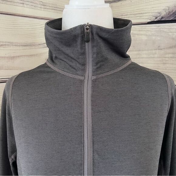 Columbia Titanium Omni-Shade Grey Quarter Zip Pullover - Picture 5 of 10